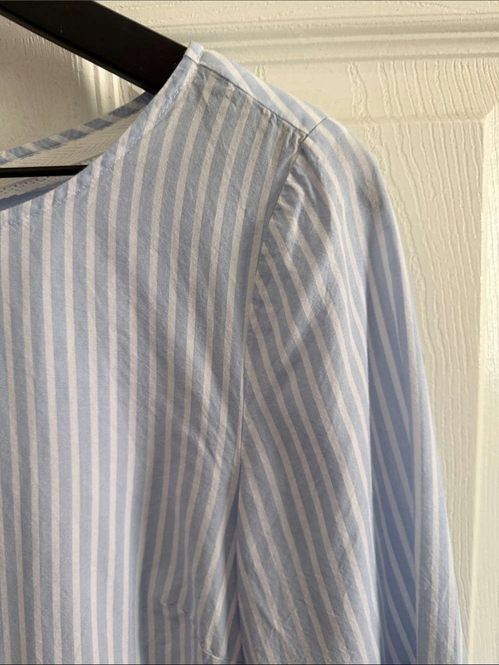 Vineyard Vines Light Blue & White Striped Bell-Sleeve Blouse - Picture 9 of 13